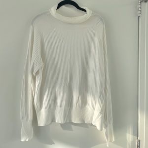 Wilfred Soft White Turtleneck